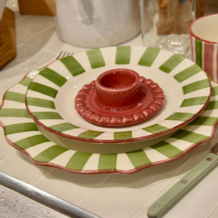 Coquetier - Denise à table